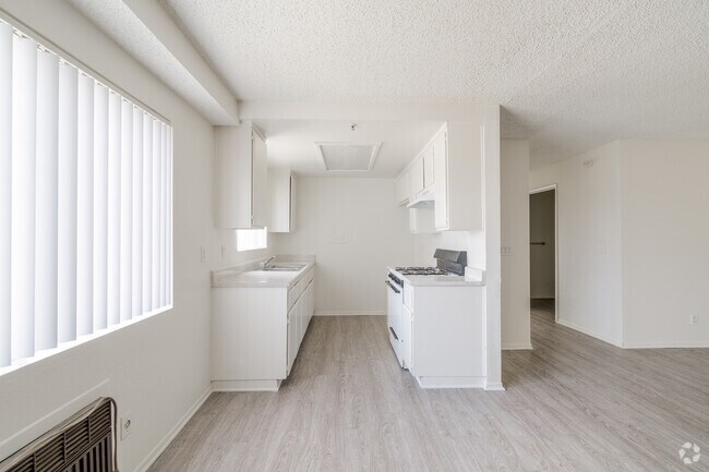Evergreen Apartments
