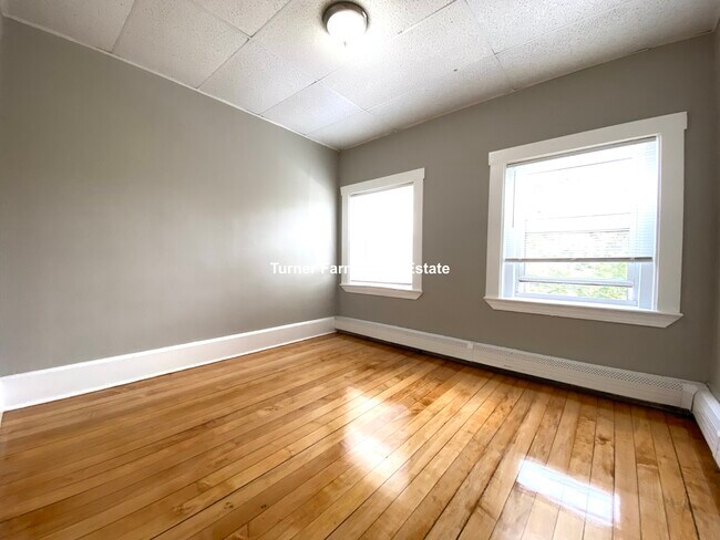 Photo - 270 Bowdoin St Unit 3