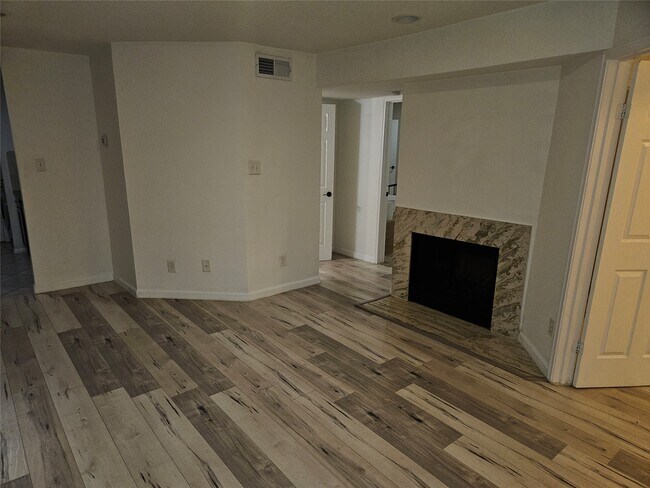 Building Photo - 2425 Holly Hall St Unit 32 Rental