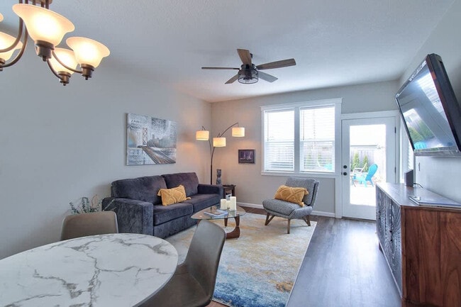 373 N 1st St Unit SI FL1-ID1550271P