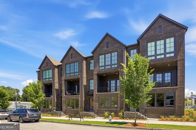 Photo - 2597 Mackintosh Ct