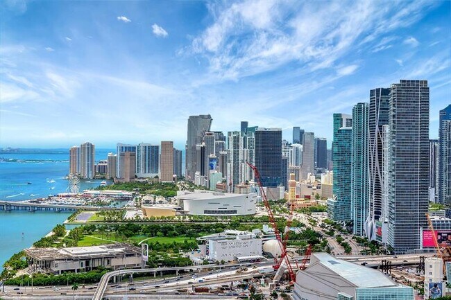 Photo - 1750 N Bayshore Dr Unit 4810
