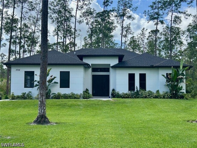 Photo - 3724 2nd Ave NE