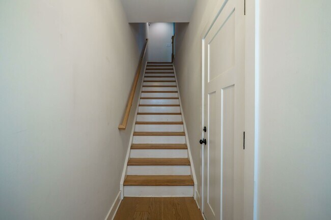 Photo - 608 Old Dominion Dr
