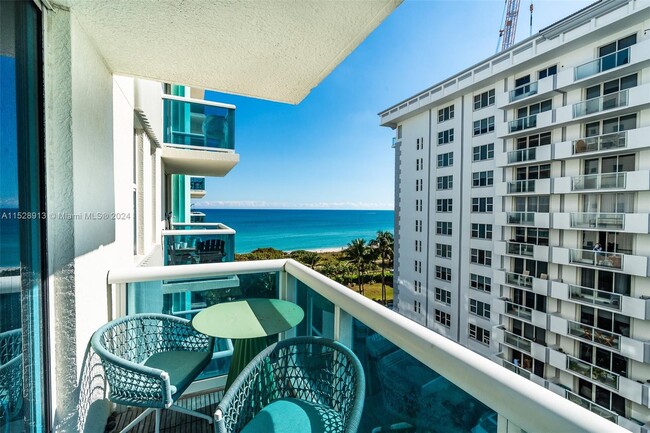 Photo - 9201 Collins Ave Condominio Unidad 723