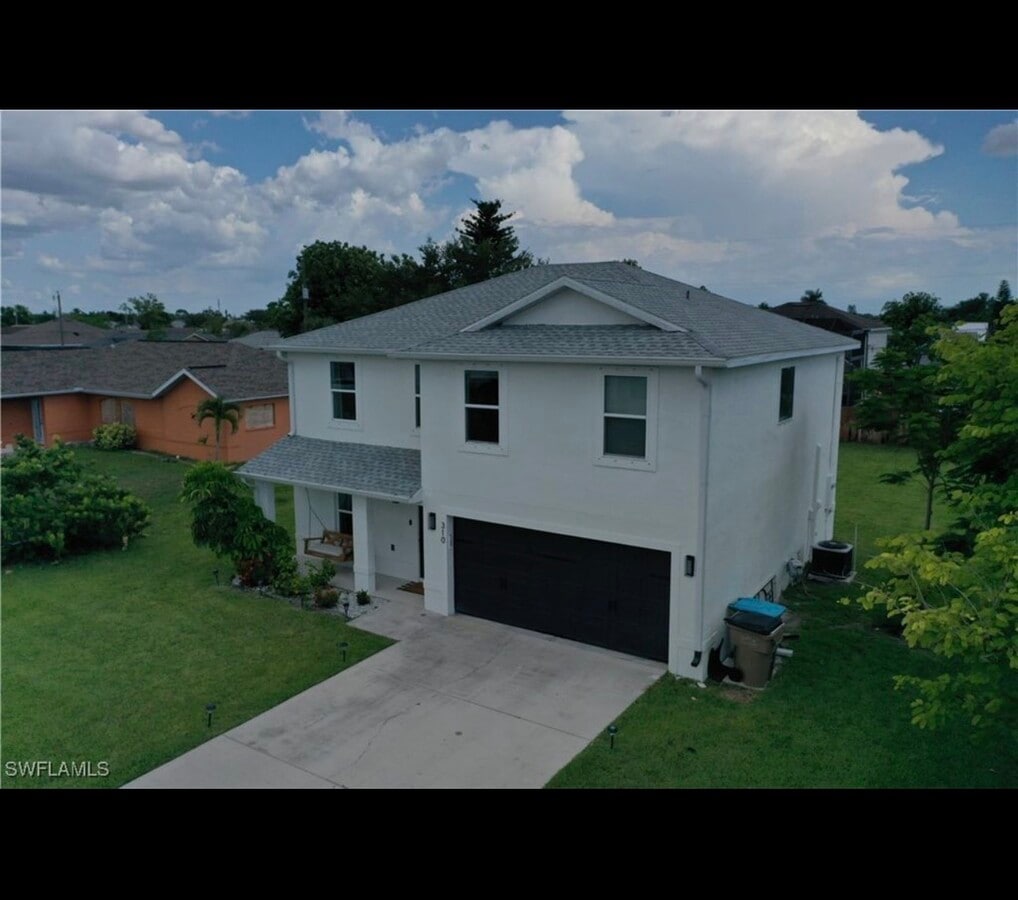 Photo - 310 SE 3rd Ter