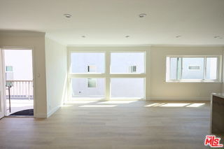 Photo - 1223 23rd St