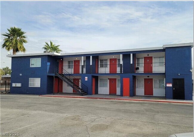 Building Photo - 1417 E Cartier Ave Unit A