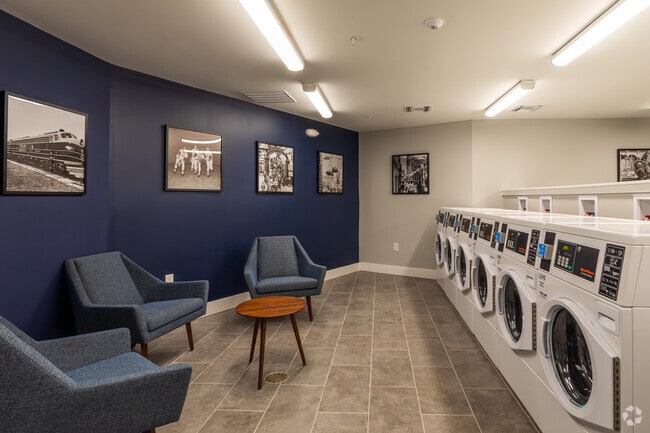 Laundry Lounge - Cold Spring Lane