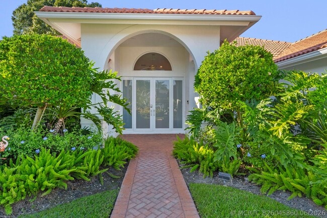 15611 Milan Ct
