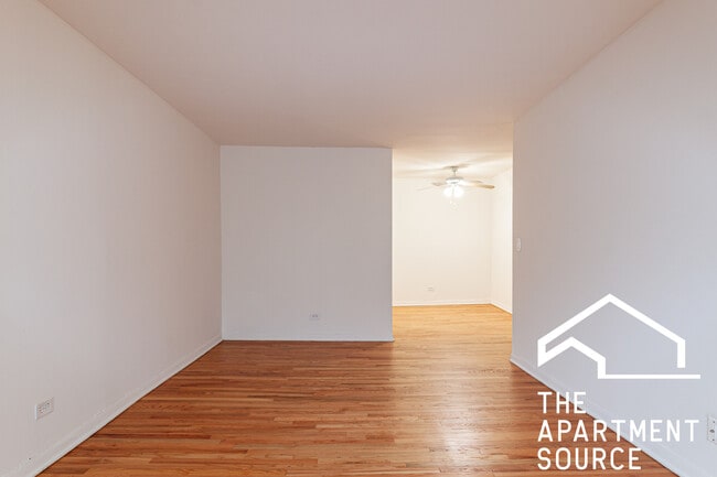 Photo - 540 W Roscoe St Unit 574