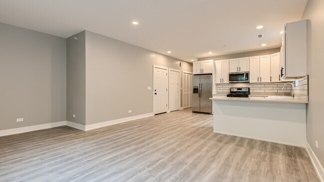 2035 Dodge Ave Unit 2