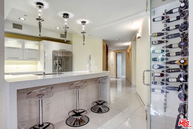 Photo - 11921 Dorothy St Unidad 102