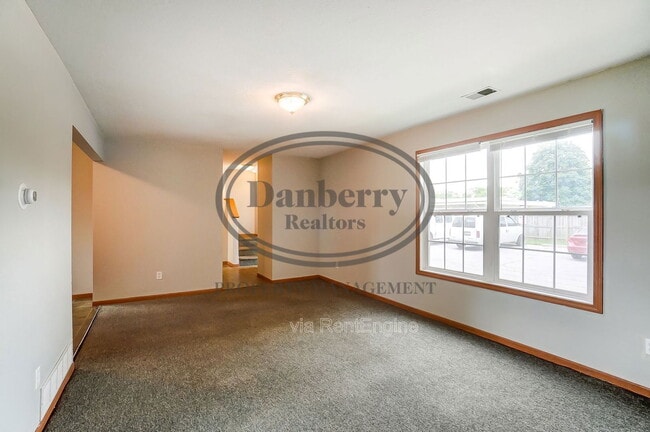 Photo - 1103 N Byrne Rd