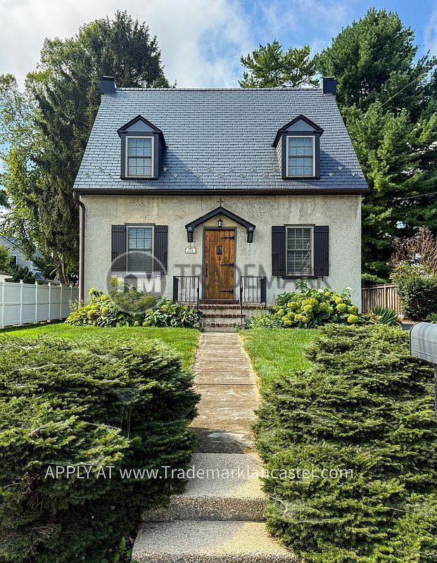 Photo - 2314 Wood St