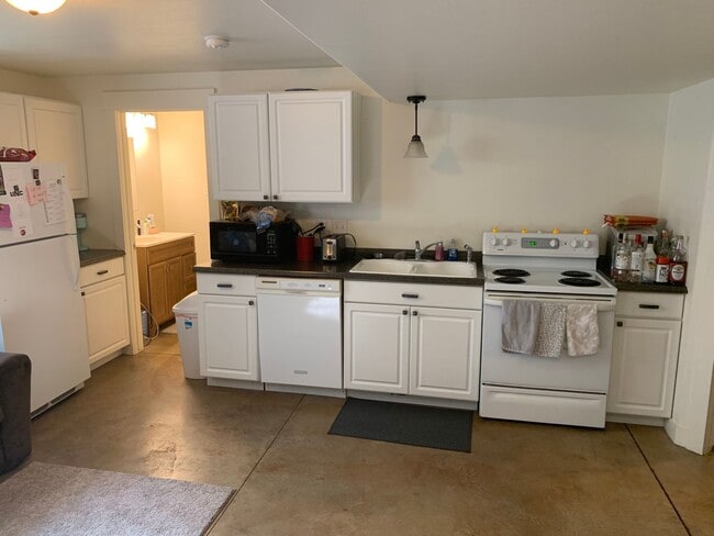 Photo - 2118 9th Ave Unit 2