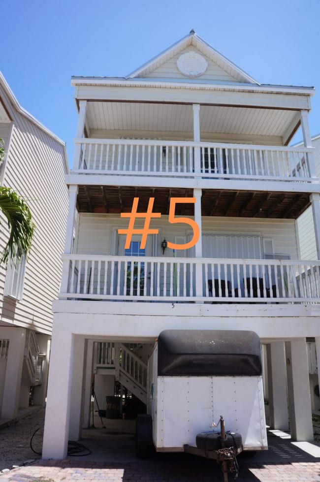 Photo - 374 73rd St #5