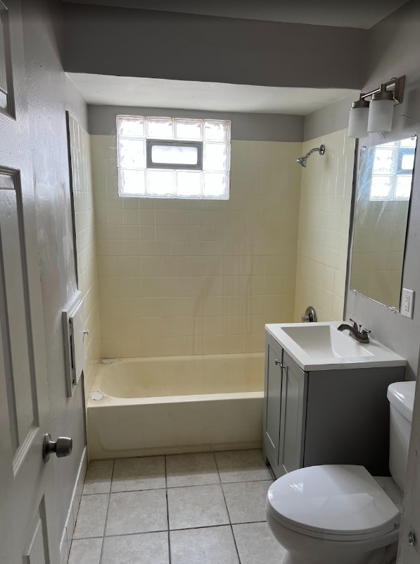 Photo - 6046 N 61st St