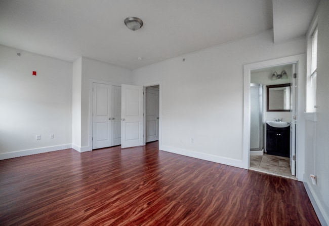 Photo - 3518 Spring Garden St Unidad B