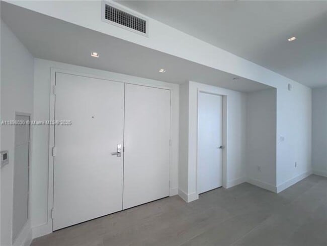 Photo - 700 NE 24th St Unit 700 NE 24th St  5107