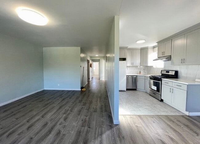 Photo - 16902 19th Ave Unit 2