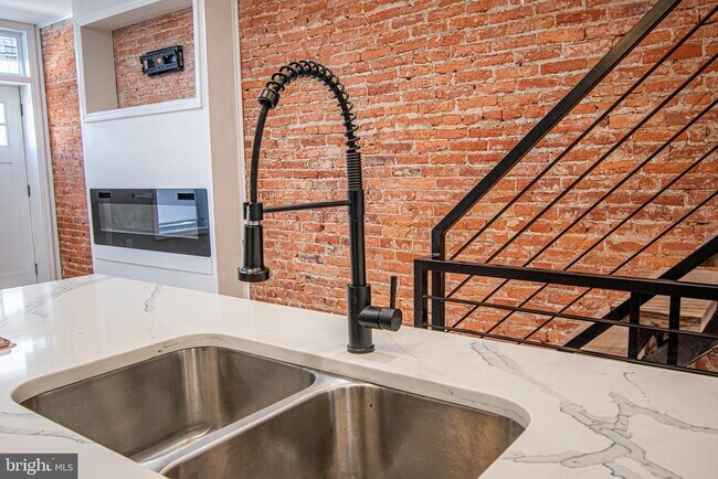 Photo - 1730 S 20th St