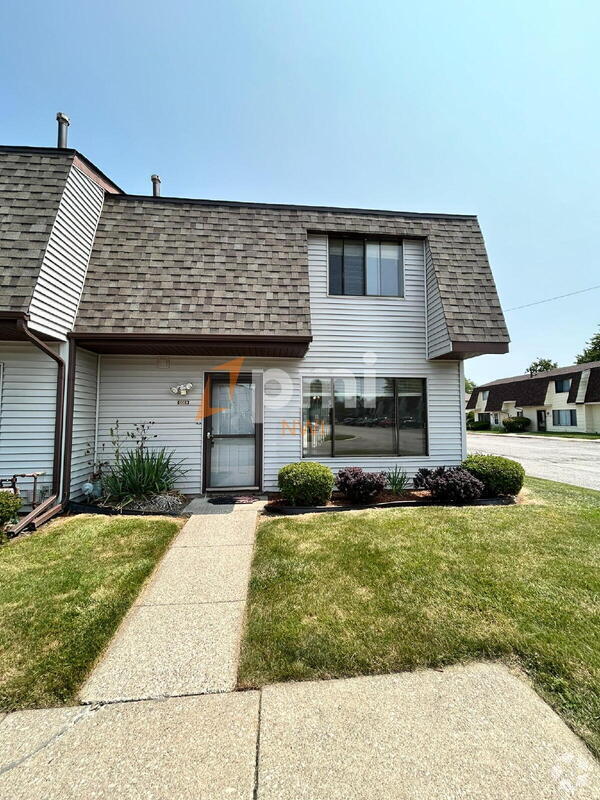 Building Photo - 6059 Delaware Dr Rental
