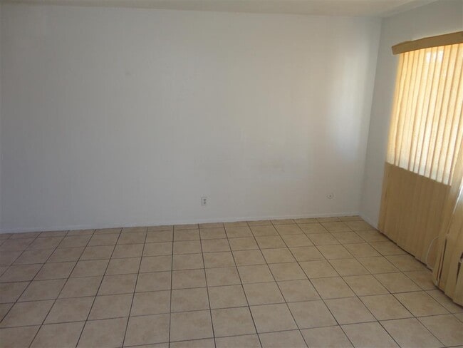 Photo - 8944 Norton St Unit 5
