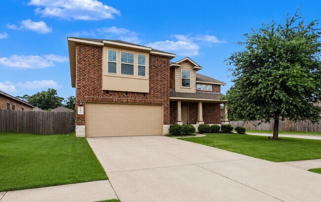 Photo - 166 Meadow Grove Dr