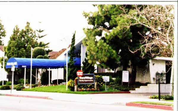 Photo - Tara Village Apartments