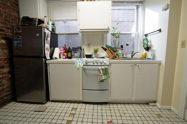 Photo - 15 Garden St Unit 2