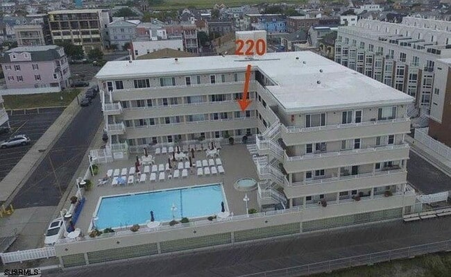 Photo - 5300 Boardwalk Unit 220