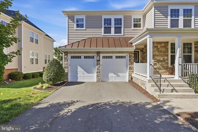 Photo - 42522 Stratford Landing Dr