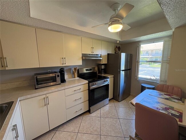 Photo - 2666 Woodgate Ln