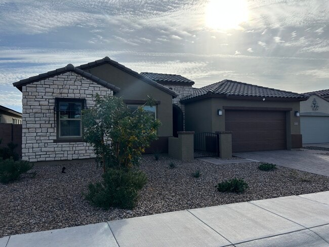 Photo - 8731 W Wagon Wheel Dr