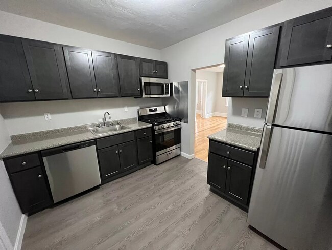 Building Photo - 3 Ridgemont St Rental