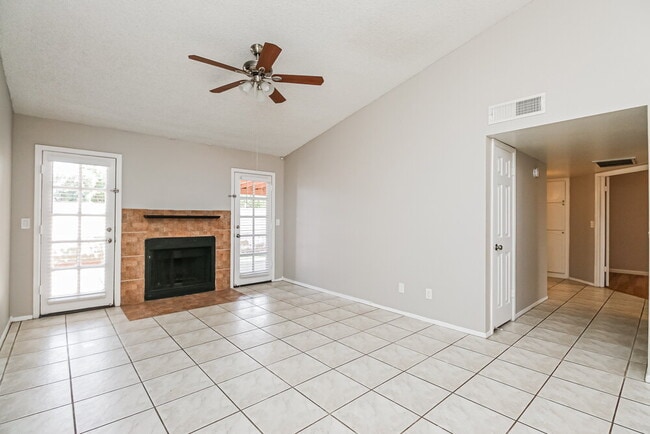 Photo - 2848 E Brown Rd