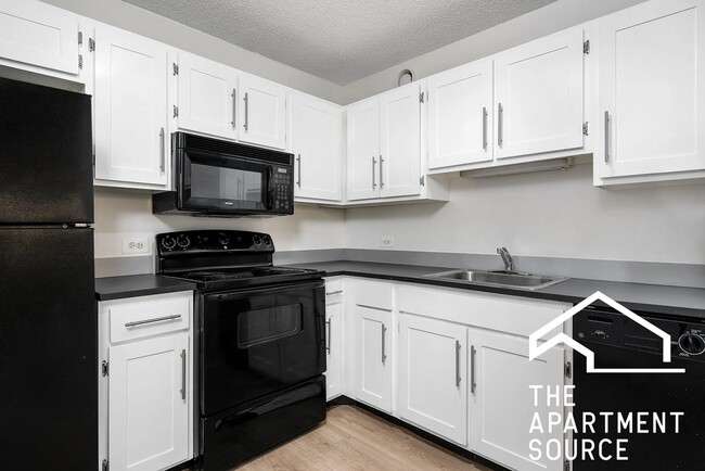 Photo - 1000 N La Salle Dr Unit 814