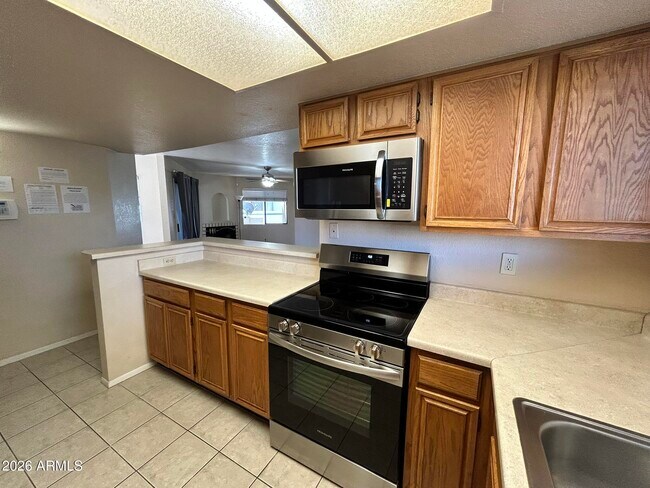 1800 W Elliot Rd Unit 134