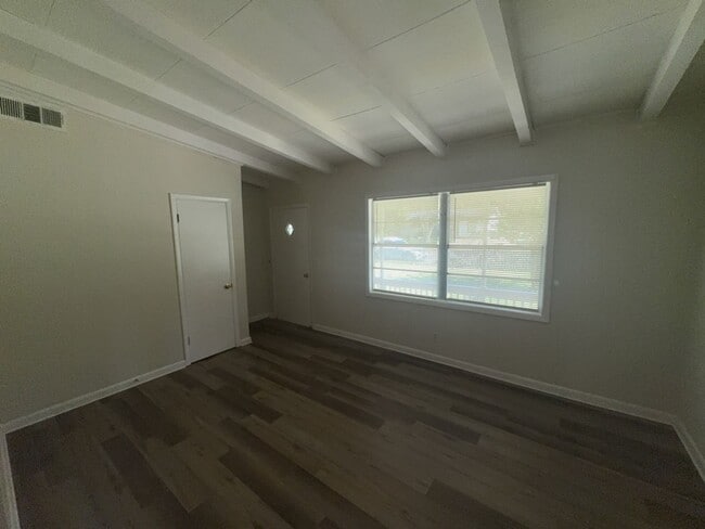 Photo - 2119 Lamore Dr