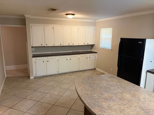 Photo - Blanchard 1 Bedroom