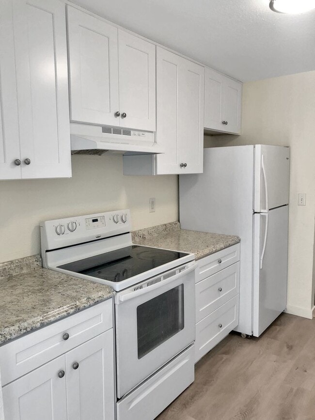 Building Photo - 5807 March Ln Unit C Rental