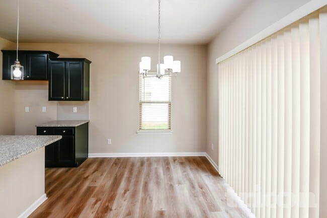 139 Spring Knoll Dr