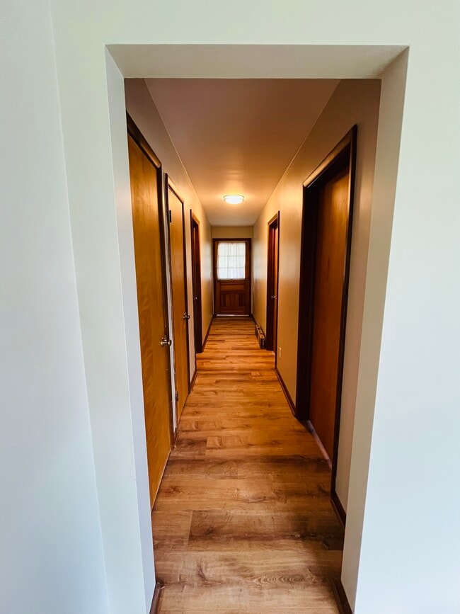 Building Photo - 2012 Willow Way Dr Unit 2012 Rental