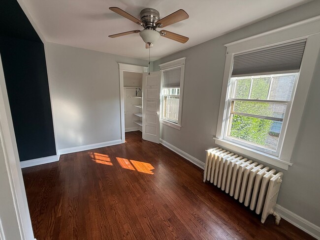 Photo - 2635 Poplar Ave Unit #2