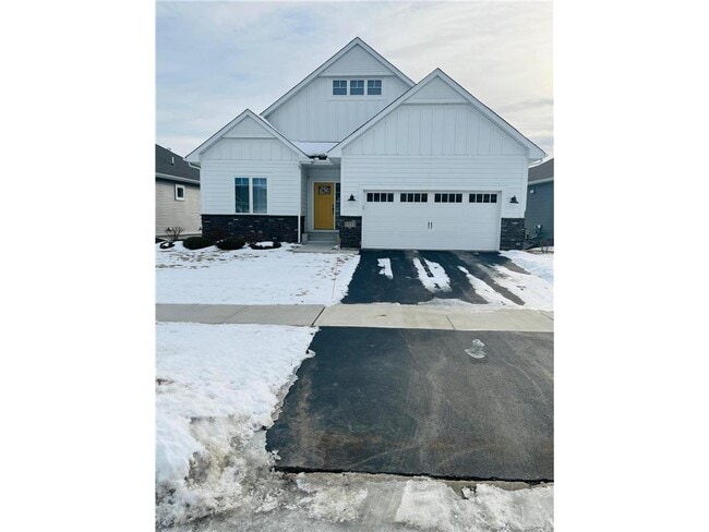 Building Photo - 1935 Mulberry Ln