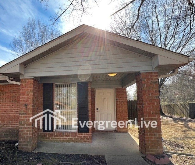 Photo - 111 Ayana Ct