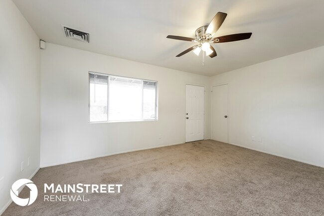 Photo - 3637 E Kings Ave