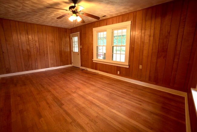 Building Photo - 18342 Christanna Hwy Rental