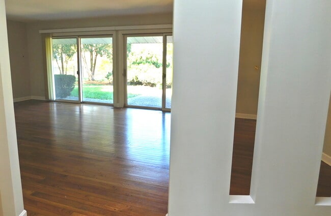 Photo - 1117 Summit Hills Ln